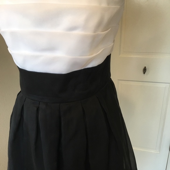 WHBM Strapless Silk Chiffon Dress - Picture 3 of 8